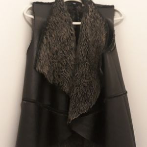 FUR &LEATHER VEST.